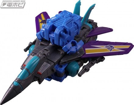 Transformers News: New Images of POTP Moonracer, Sludge, Snarl, Blackwing and More