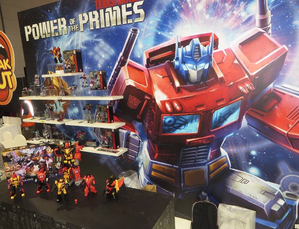 Transformers News: Transformers Power of the Primes Predaking On Display at Australian Toy Fair with G1 Self