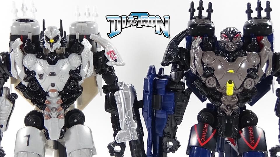 Transformers News: Video Review and Comparison of Transformers Studio Series 09 Thundercracker