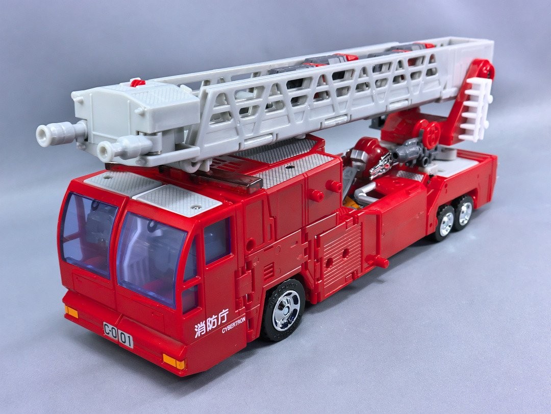 Transformers News: Description of Issues with the Takara Transformers Encore God Fire Convoy Set
