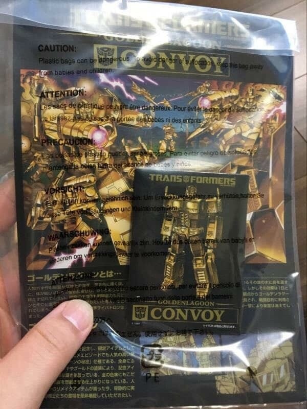 Transformers News: New Images of Takara Tomy Transformers Golden Lagoon Optimus Prime / Convoy