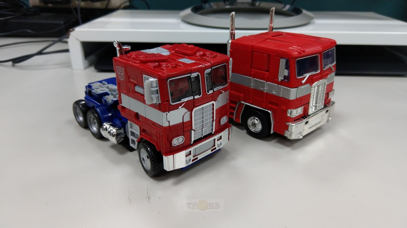 Transformers News: In-Hand Images of Takara Tomy BB-02 Legendary Optimus Prime