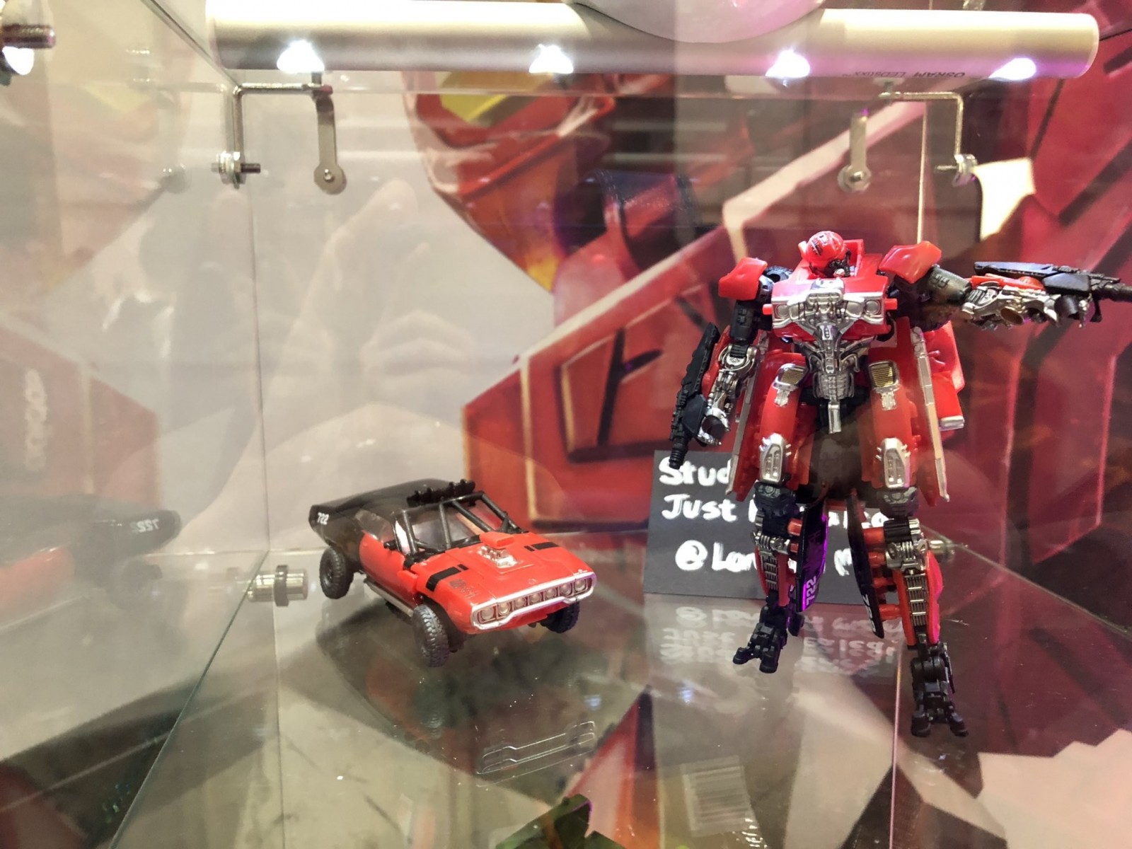 Transformers News: Twincast / Podcast Episode #211 "On The Prowl"