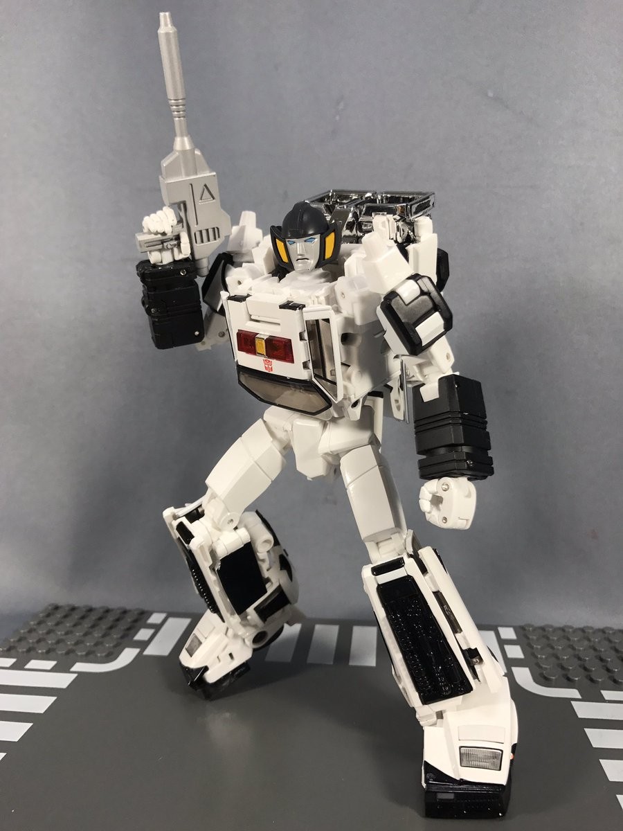 Transformers News: In-Hand Images of Transformers Masterpiece MP-42 Cordon