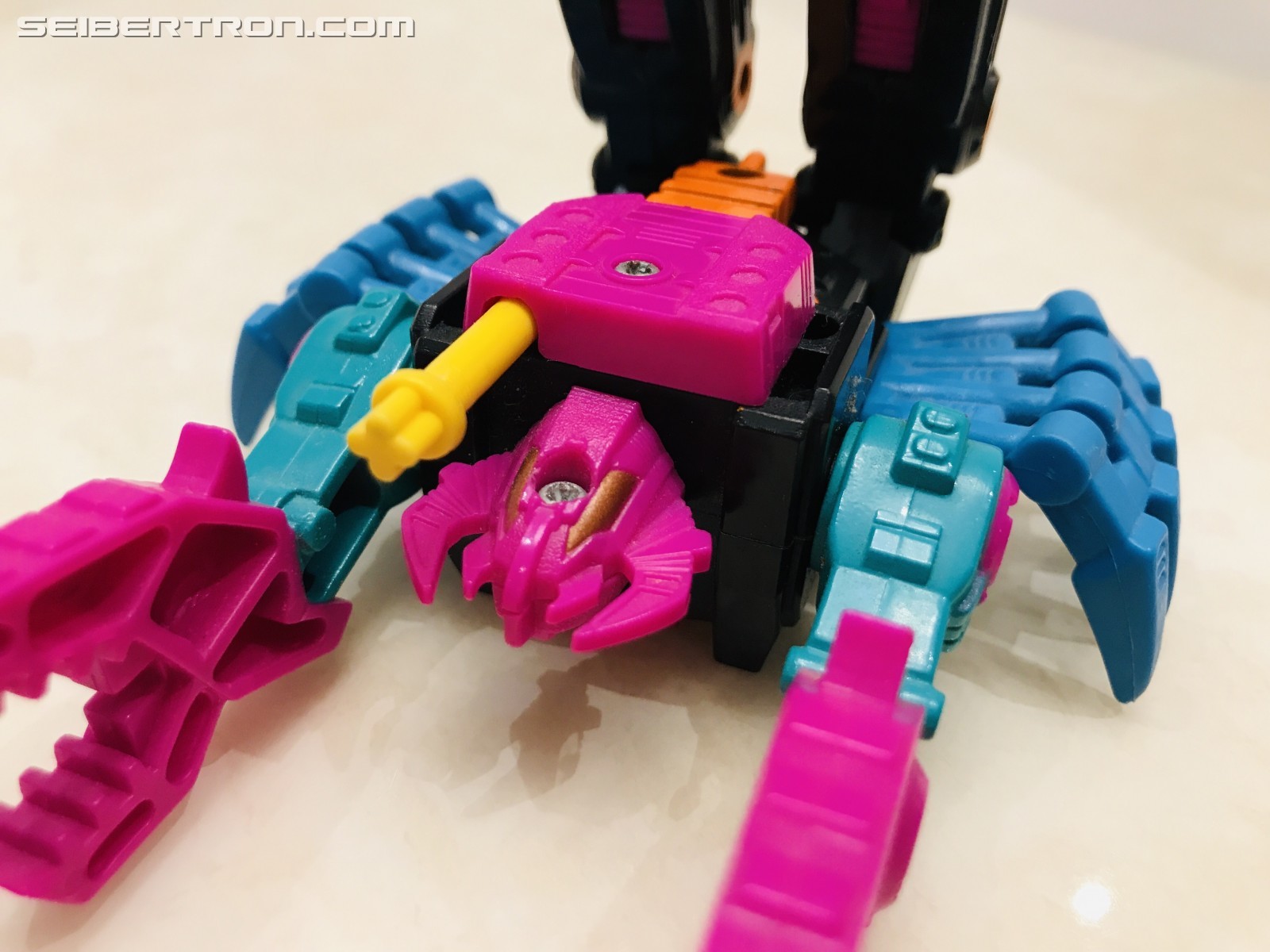 Transformers News: Pictorial Review of G1 Region Exclusive Double Punch