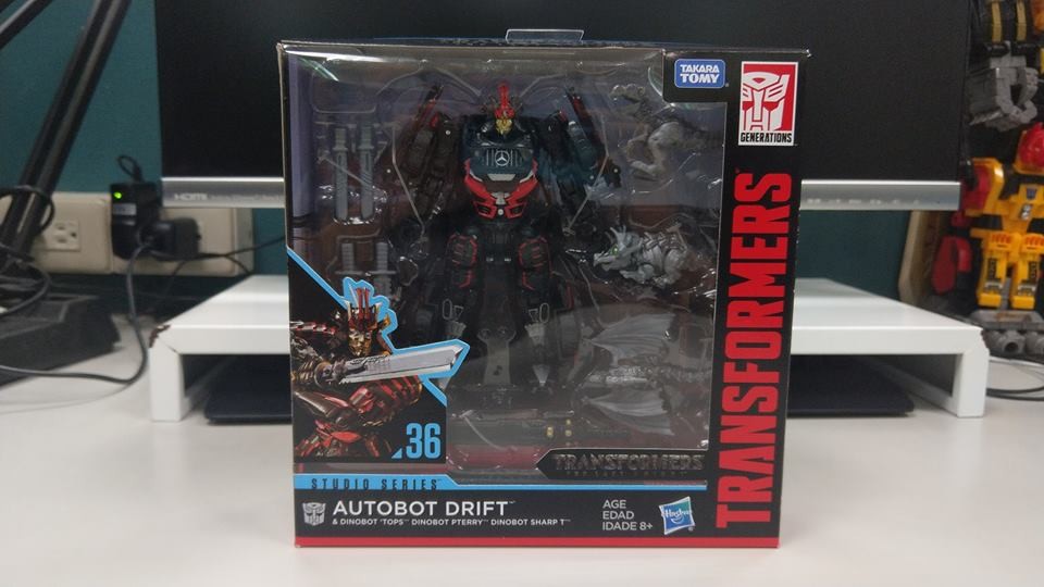 Transformers News: New In-Hand Images - Transformers Studio Series Drift with Baby Dinobots