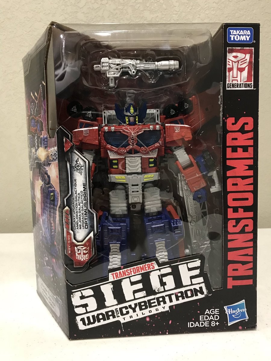 Transformers News: New In-Hand Images and Comparisons - Transformers War for Cybertron: Siege Galaxy Upgrade Optimus Pr