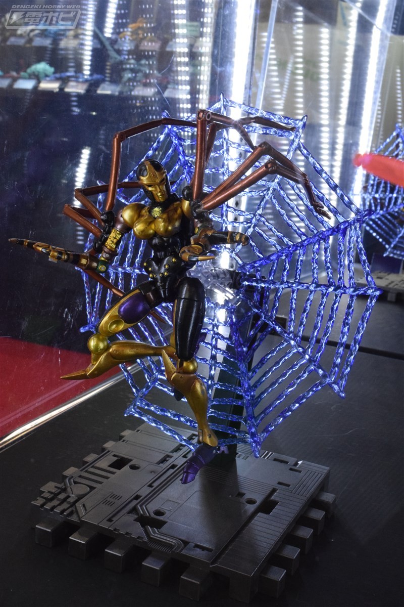 Transformers News: MP-46 Masterpiece Blackarachnia Spider Beast Mode Revealed