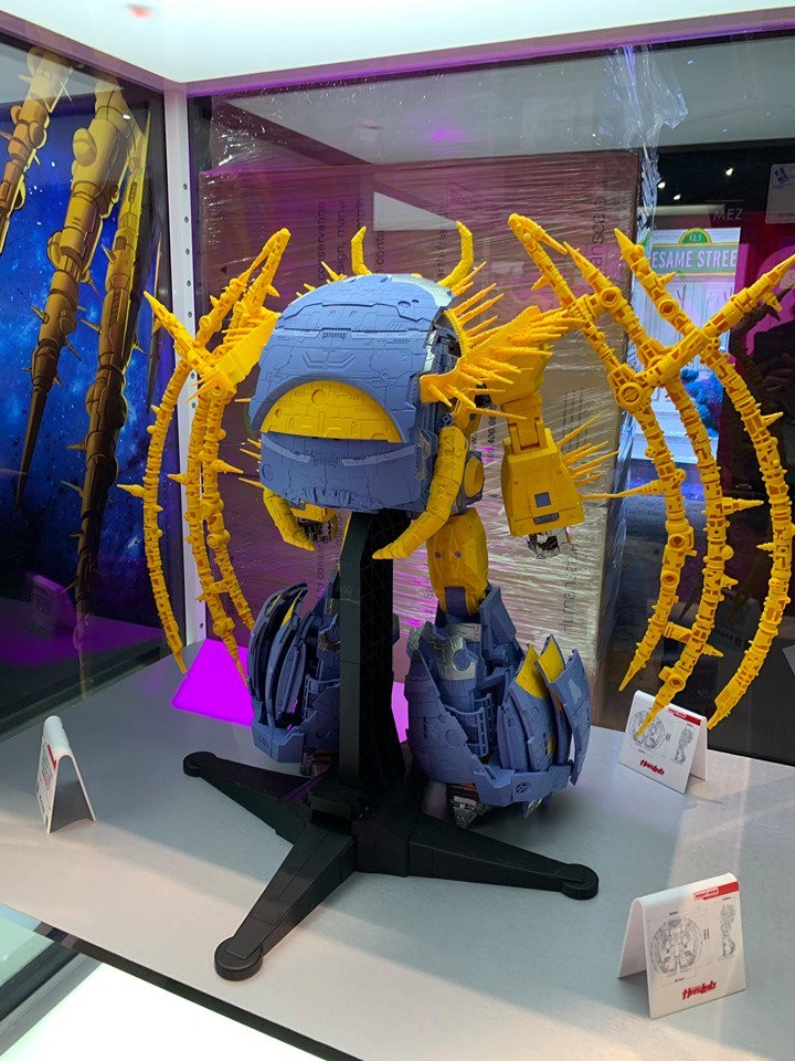Transformers News: #SDCC2019 New Images of Unicron From Front and Back