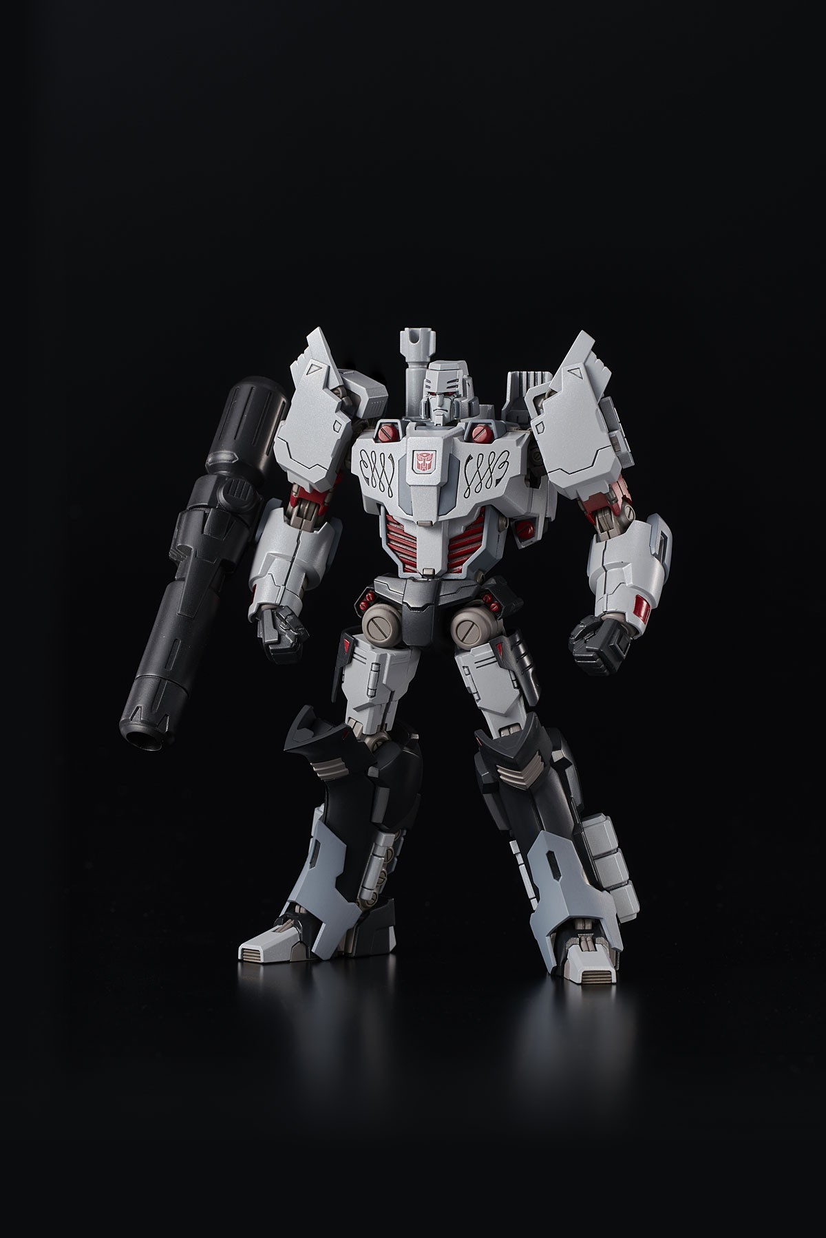 Transformers News: New Images of Flame Toys Furai Model IDW Autobot Version Megatron With Packaging