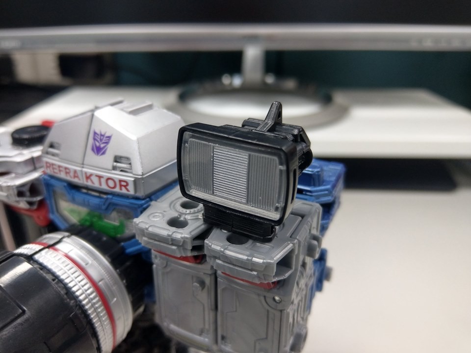 Transformers News: Transformers Siege Refraktor 3 Pack New Images and Camera Mode Instructions