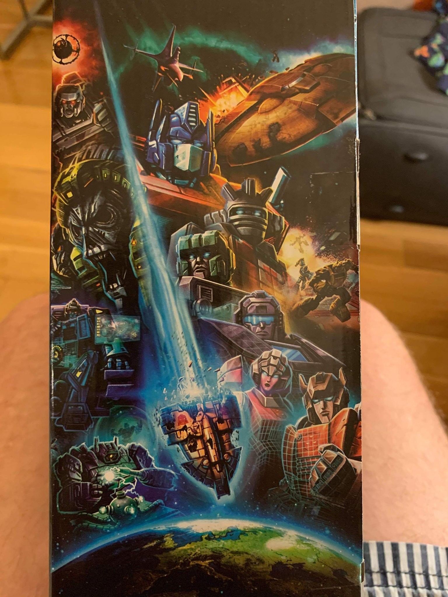 Transformers News: Earthrise packaging artwork features several leaked Transformers plus new secret messages!
