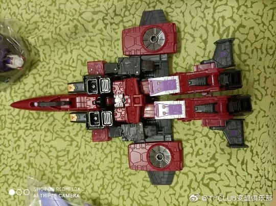 Transformers News: New Pictures of Earthrise Cyclonus Test Shot, Earthrise Thrust and Possible Earthrise Soundwave
