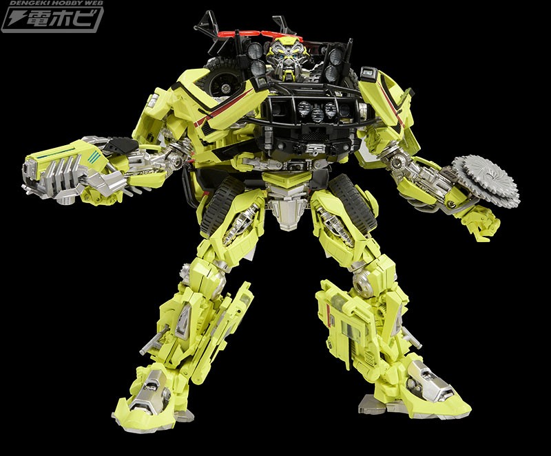 Transformers News: New Photos Of MPM-11 Ratchet From Dengeki Hobby Web