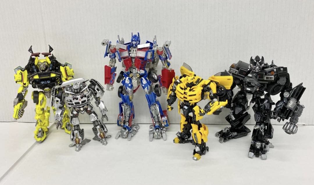 Transformers News: Takara Tomy Release New Images Of MPM-11 Ratchet With Rest Of Transformers 2007 Autobots