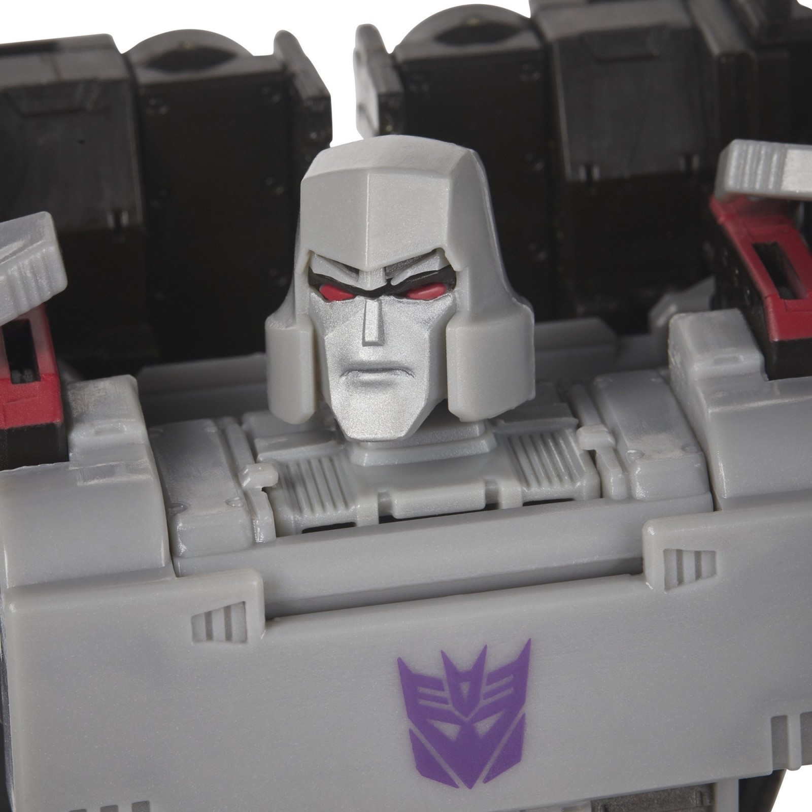 Transformers News: New Images of Transformers Earthrise Sunstreaker and Megatron