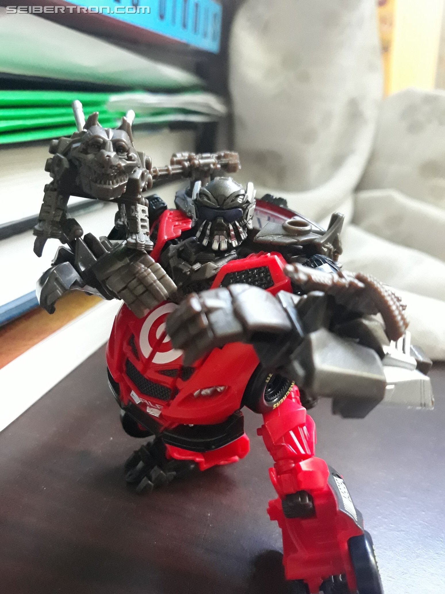 Transformers News: New Text Review of Transformers Studio Series Deluxe Class DotM Leadfoot