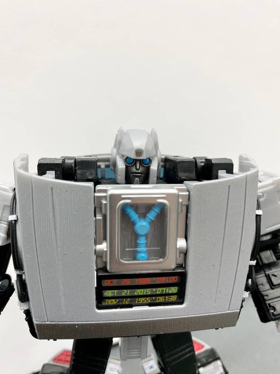 Transformers News: New Images of Transformers x Back To The Future Gigawatt
