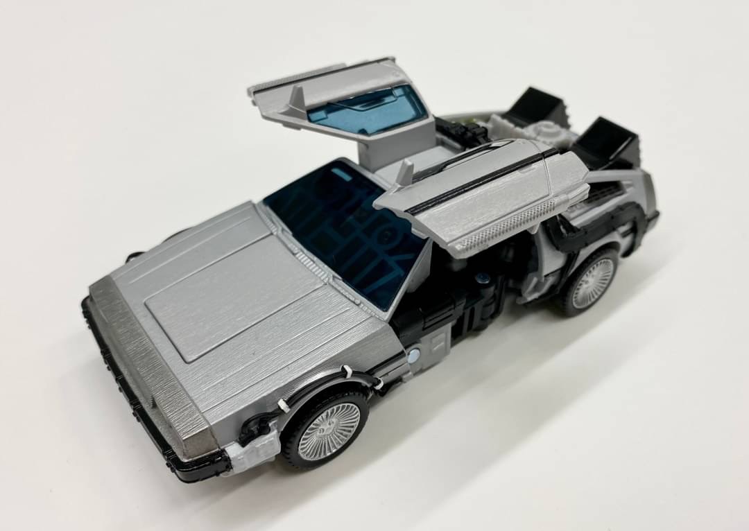 Transformers News: New Images of Transformers x Back To The Future Gigawatt