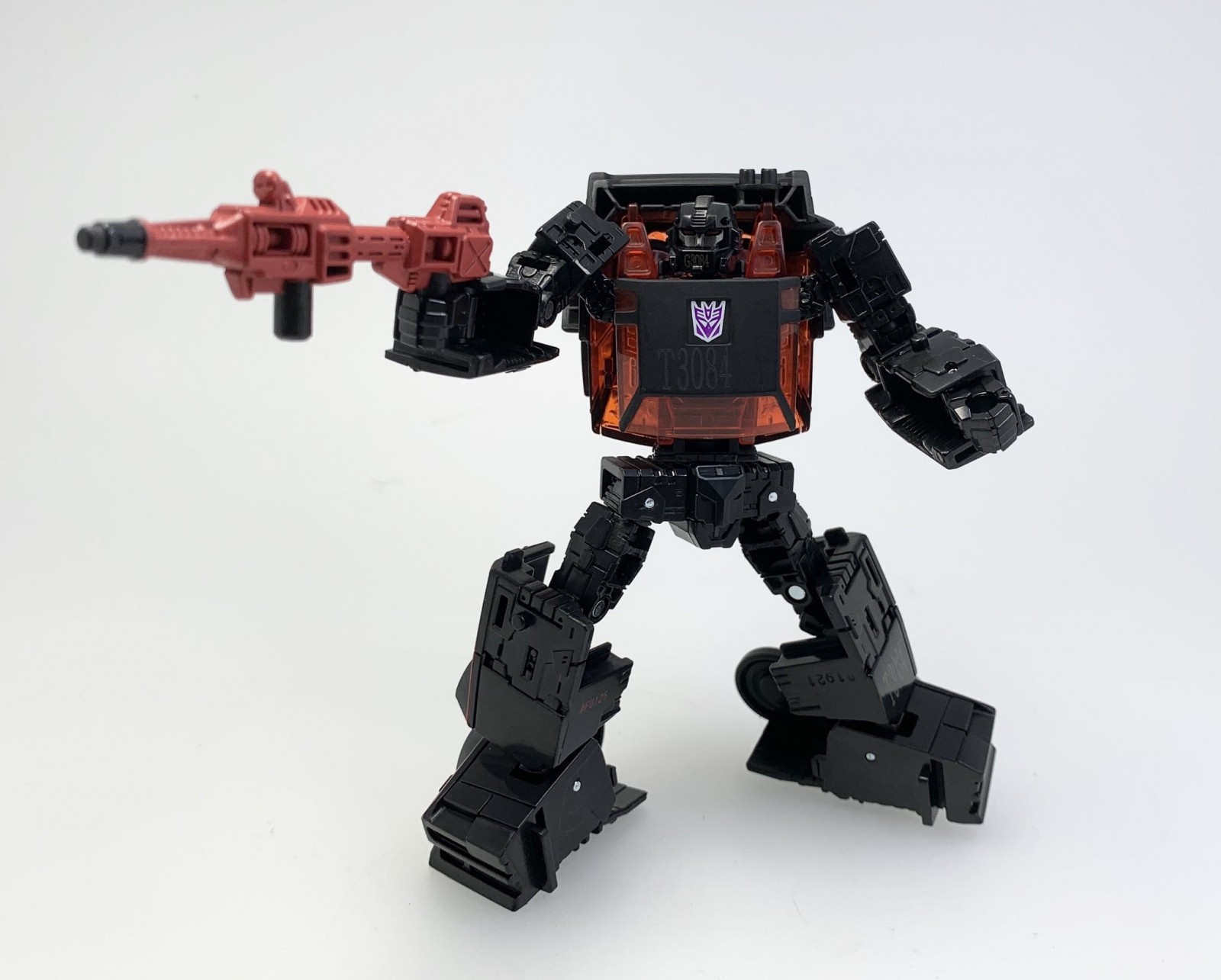 Transformers News: New Production Shots of Target Exclusive Thrust and Runabout