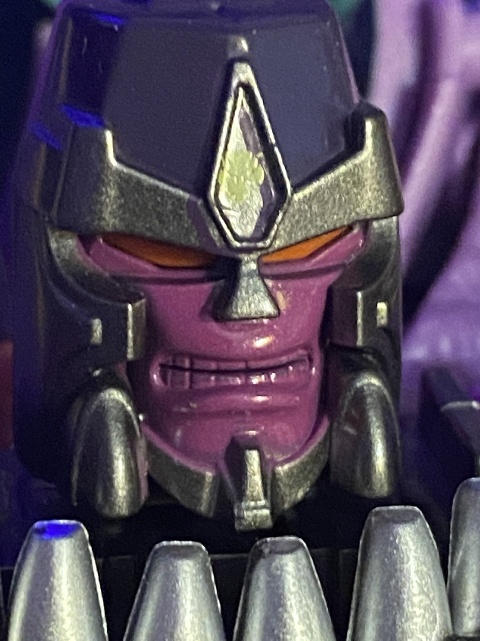Transformers News: Images of Variant Headsculpt for Kingdom Beast Wars Megatron