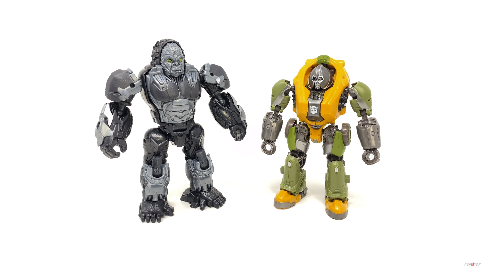 Transformers News: New Review Shows Scale of Rise of the Beasts Optimus Primal Figure