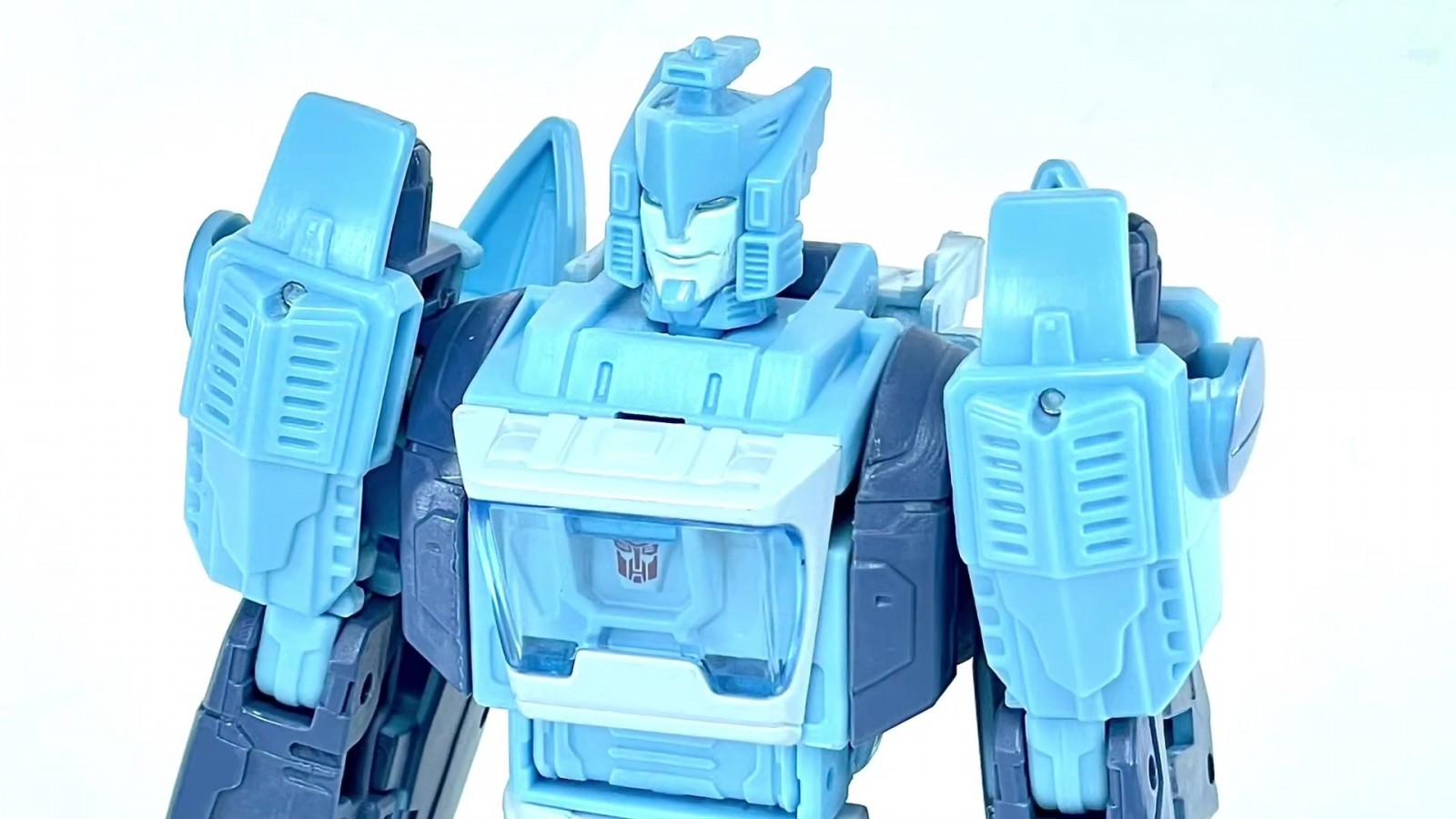 Transformers News: We Finally Known What Velocitron Blurr Looks Like: It's IDW Blurr