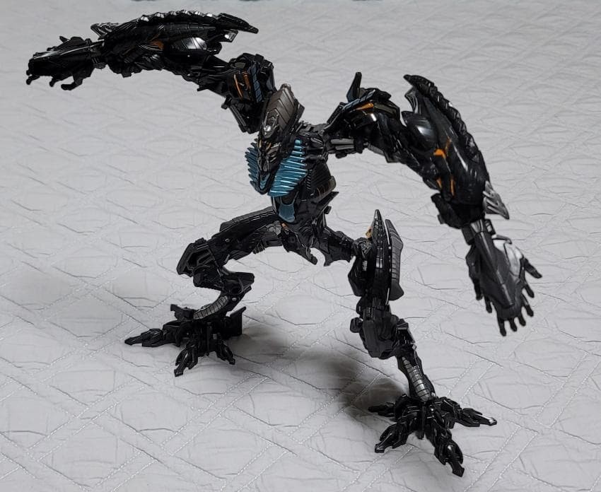 Transformers News: Video Review and New Images of Studio Series The Fallen Show More Comparisons for Scale