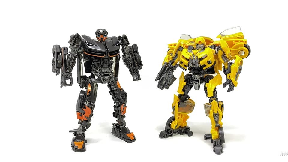 Review of Studio Series TLK Hot Rod with Comparisons - Transformers