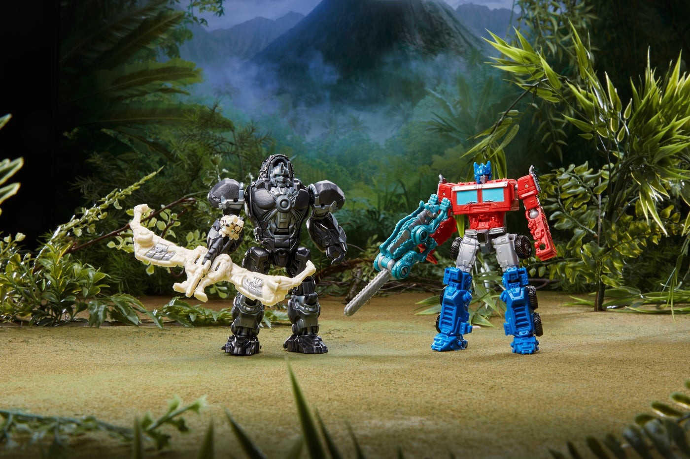 Transformers News: 2023 Transformers Gift Guide for the Holiday Season