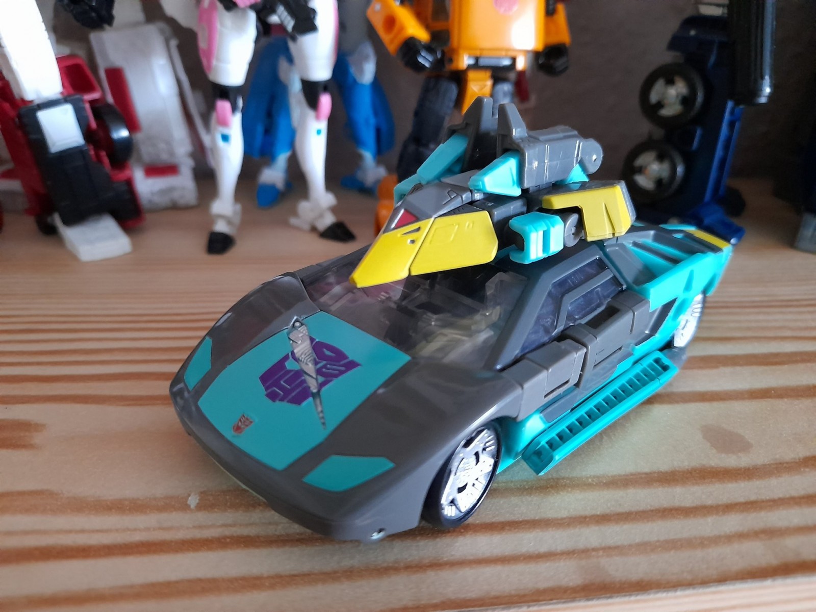 Transformers News: In Hand Images - Transformers Shattered Glass Sideswipe and Rodimus