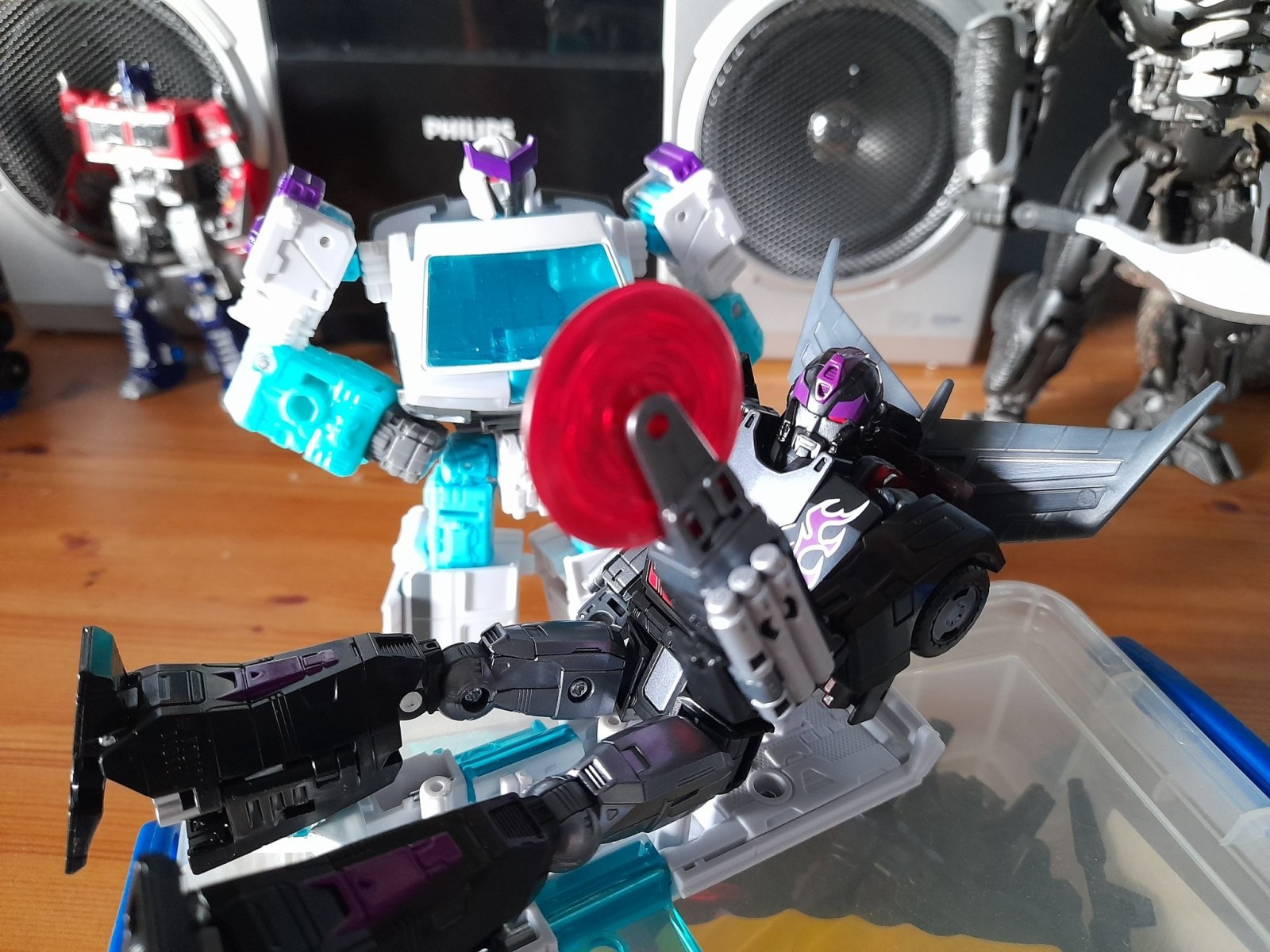 Transformers News: In Hand Images - Transformers Shattered Glass Sideswipe and Rodimus
