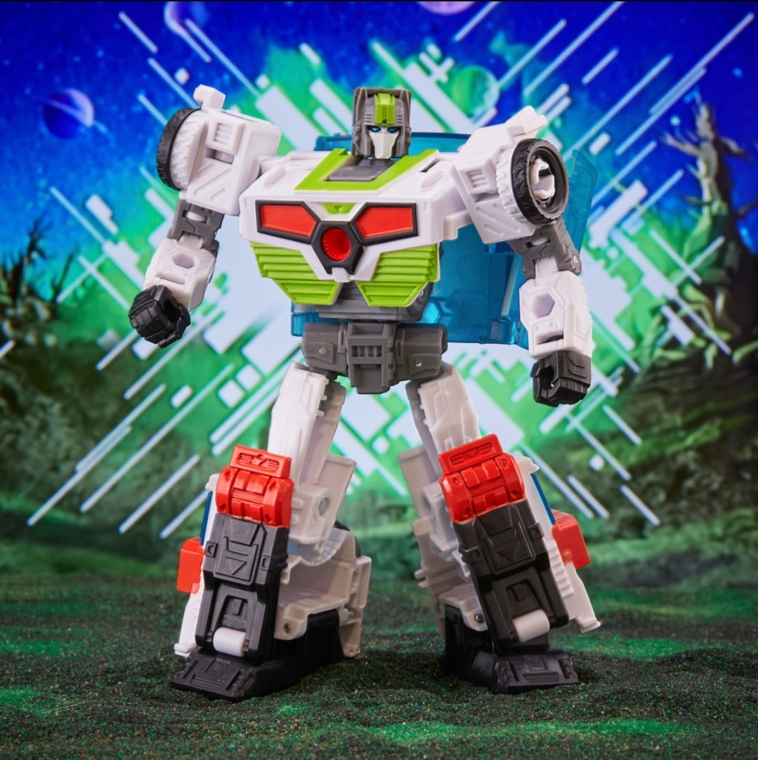 Transformers News: Legacy Evolution Medix is now Available on Pulse