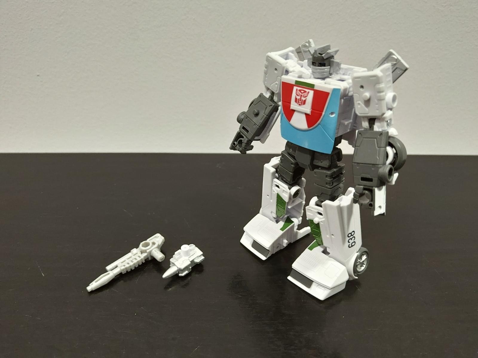 Transformers News: More Images of Upcoming Generations Wheeljack, Shockwave and Grimlock Redecos